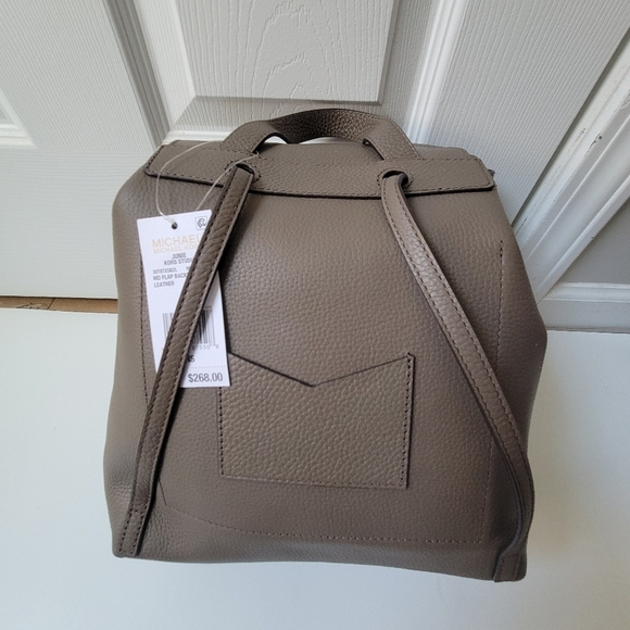 Michael Kors NWT Junie Flap Backpack leather.